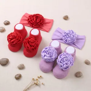 Set di fascia per capelli e calzini antiscivolo per neonati accessori carini