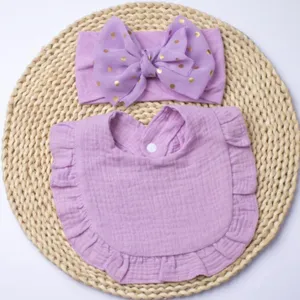 Set bavaglino e fascia per neonata viola, accessorio capelli con fiocco pois in cotone bimbi.