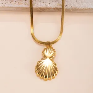 Gold stainless steel snake chain necklace with layered shell leaf pendant for women fashion jewelry