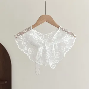 White lace floral triangle scarf detachable collar sweet mesh shawl for women decorative.
