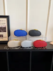 Sac de Soirée de Luxe en Acrylique avec Strass pour Femmes Pochette de Banquet Élégante Sac à Bandoulière avec Chaîne en Métal pour Fêtes