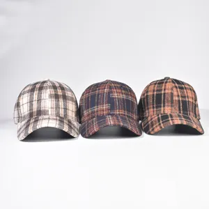 Autumn winter plaid baseball cap for men and women classic vintage duck tongue hat casual.