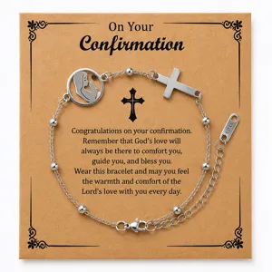 Bracelet de confirmation en acier inoxydable avec pendentif croix et médaille de prière.