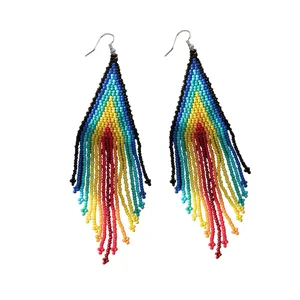 Orecchini pendenti con frange di perline colorate boho lunghi gioielli nappa per le donne