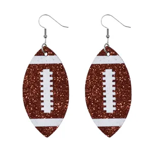 Braune Glitzer Football Leder Tropfen Ohrringe fuer Sport Fans im taeglichen Alltag