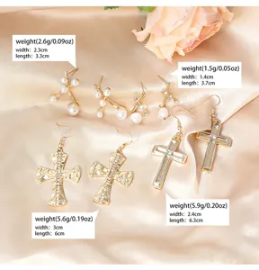 Kreuz Perlen Ohrringe Set, minimalistischer geometrischer Modeschmuck fuer Damen Detail.