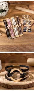 Gros plan détaillé du bracelet en cuir multi-brins avec strass, anneau doré et fermoir magnétique.