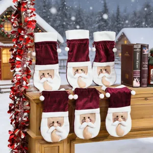 Set di copribottiglie di vino in peluche di Babbo Natale, decorazione natalizia rossa e bianca.