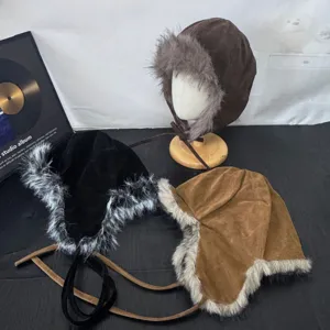 Kunstsuède thermische trapperhoed met pluche oorkleppen en strikdetail in meerdere kleuren