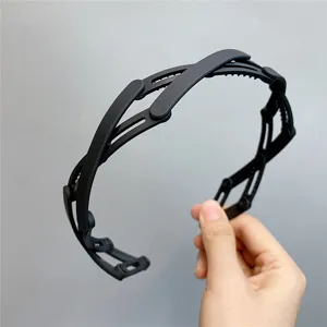 Black multi-layer foldable hair hoop with teeth, portable travel headband for women daily use.