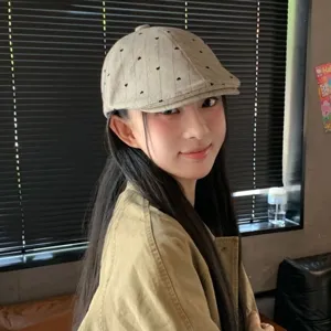Japanese retro vintage heart embroidered newsboy hat stylish beige beret cap for women