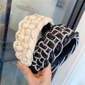 Serre-tête large tressé en cuir PU chic, accessoire de cheveux tendance noir et blanc pour femmes