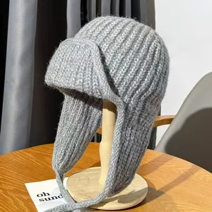 Winter thick knitted trapper hat for women, solid gray warm earflap winter beanie cap.