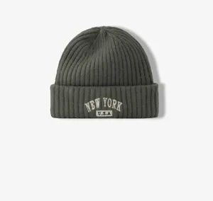Gorro de punto verde con bordado New York, gorro de invierno streetwear para hombres y mujeres.