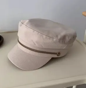 Retro beige flache Schirmmuetze fuer Damen, elegante Muetze im britischen Stil Herbst.
