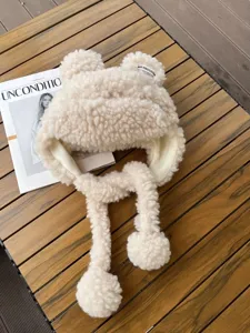 Mignon bonnet en peluche d'ours d'hiver en laine d'agneau coupe-vent avec cache-oreilles pour femme