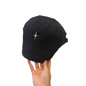 Damen schwarze Schiebermütze atmungsaktive Sommer Beret mit Stern Anhänger stylische Streetwear