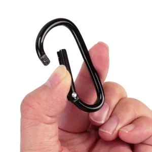 Schwarzer D-förmiger Karabiner aus Aluminiumlegierung für Outdoor-Camping und Rucksackausrüstung.