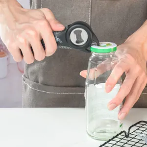 Abrebotellas multifuncional herramienta de cocina, diseño ergonómico para una apertura fácil.