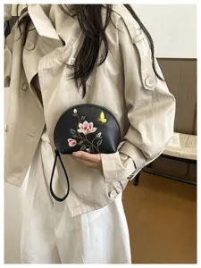 Bestickte Halbmond Handgelenktasche chinesischer Stil Blumen Clutch Geldbörse für Damen.