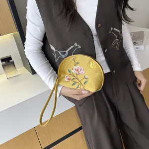 Vintage Samt Blumen bestickte Clutch Tasche, elegante Handschlaufe Geldbörse für Damen Alltag.
