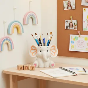 Portapenne in resina elefante carino, organizzatore da scrivania creativo e decorazione.