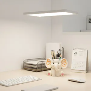 Portapenne in resina a forma di elefante, organizer da scrivania estetico e portaoggetti.