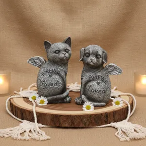 Statua commemorativa per animali in resina con ali d'angelo, set cane e gatto per decorazione.