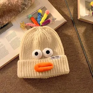 Süße lustige Strickmütze für Damen, Herbst Winter warme Cartoon Plüsch Augen Entenschnabel Mütze