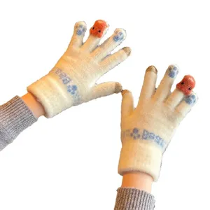 Guantes de invierno gruesos y cálidos táctiles de punto con lindas garras de felpa