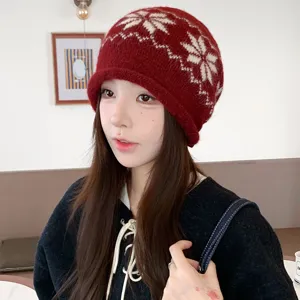 Winter warm knitted beanie hat for women, vintage red jacquard rolled edge woolen cap.