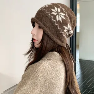 Jacquard roll cuff knit beanie hat for women, autumn winter warm cozy slouchy cap.
