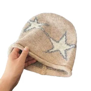 Bonnet en tricot ample style coréen pour femmes, motif étoile rétro, chaud et confortable.