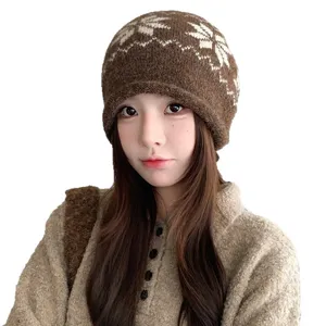 Women winter knit beanie hat brown nordic snowflake pattern warm thermal slouchy cute stylish cap