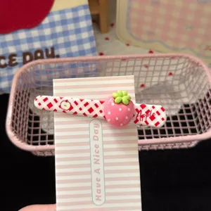 Cute sweet strawberry duckbill hair clip for women girls lovely fruit hairpin hair accessories
