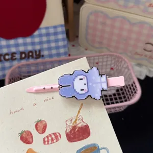 Bonita pinza de pelo de conejo pixel rosa estilo kawaii dulce y bonita pinza accesorio