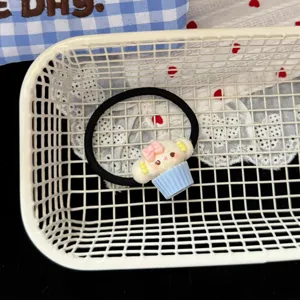 Süßes Cartoon Hund Cupcake schwarzes Haargummi für süße Mädchen tägliches Zopffach Zubehör