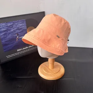 Sombrero de pescador naranja melocotón para mujer gorra de sol casual con detalle de metal