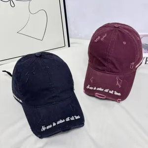 Casquette de baseball usée avec texte brodé, chapeau de soleil souple pour femmes mode.
