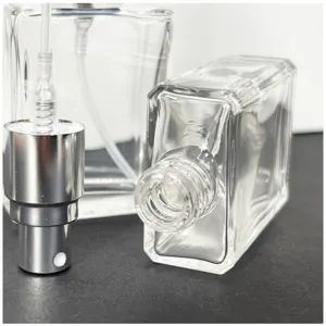 15ml clear glass perfume bottle with spray pump, empty refillable cosmetic atomizer container.