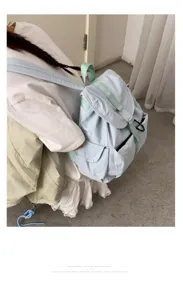 Zaino casual in nylon azzurro chiaro da donna borsa da viaggio scolastica minimalista