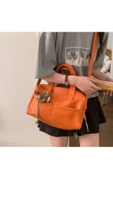 Borsa a tracolla grande capacità da donna stile coreano in pelle morbida arancione.