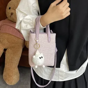 Koreanischer Stil Mode PU Gewebte Mini Eimer Tasche Einfache Einzelne Schulter Umhängetasche Handtasche Mit Süßem Plüsch Anhänger