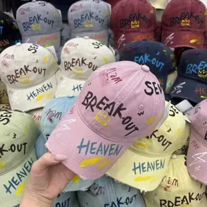 Graffiti letter baseball cap for women, stylish casual adjustable oversized painted couple hat.
