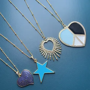 Collana con Ciondolo a Cuore in Rame Zirconia Europea e Americana Moda Semplice Gioielli da Donna Placcato in Oro Collana Micro-intarsiata