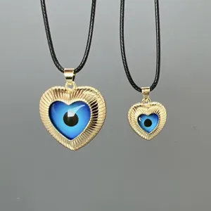 Collana con Ciondolo Malocchio in Rame Moda Europea e Americana per Donna Gioiello con Ciondolo a Cuore Occhio Blu