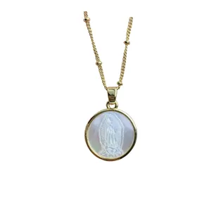 Collar de nácar redondo Virgen de Guadalupe cadena dorada colgante joyería mujer