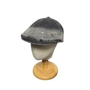 Vintage Jeans Schiebermütze für Damen, stylische verwaschene Newsboy Cap mit tollem Farbverlauf.