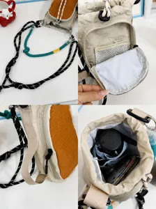 Borsa a tracolla leggera per bottiglia d'acqua con tracolla regolabile, tasca interna e grande capacità.