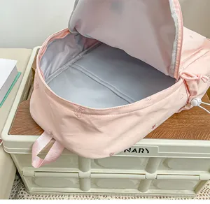 Sac à dos rose style japonais vue détaillée, joli cartable mignon pour jeunes filles ado.